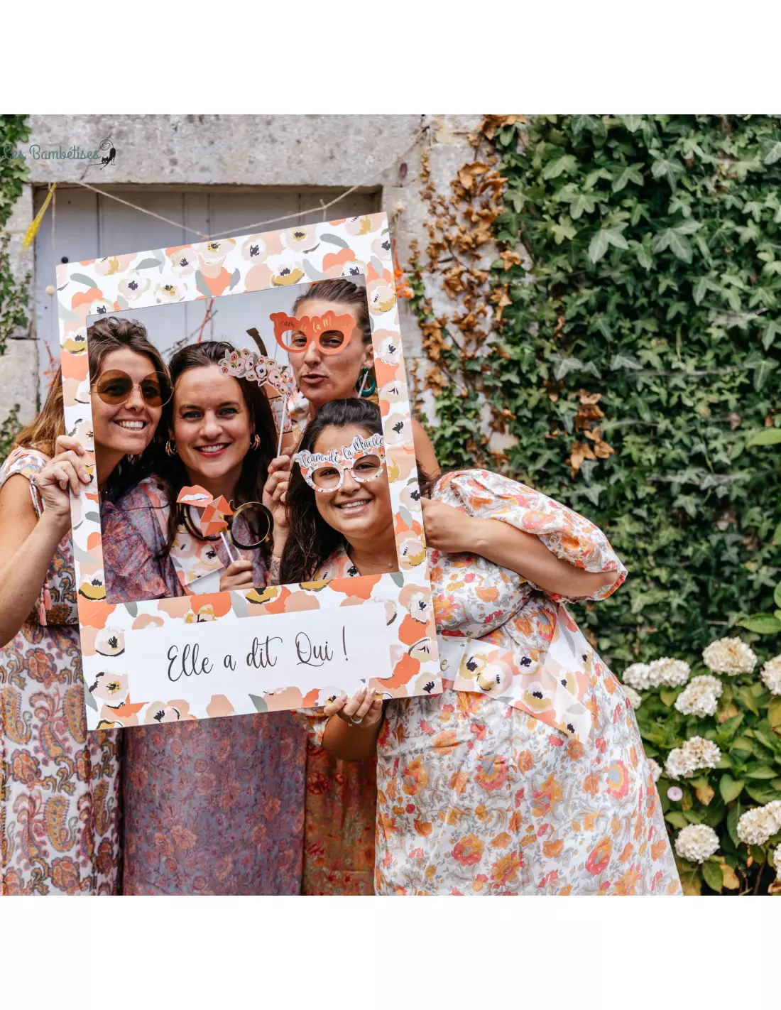 cadre-photobooth-evjf-fleurs-peche-elle-a-dit-oui